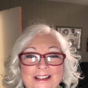 Meet your Posher, Brenda